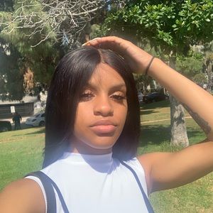 Meet your Posher, Adriana